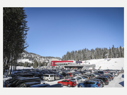 Rothorn Talstation Parkplatz Lenzerheide im Winter | © Lenzreheide Bergbahnen